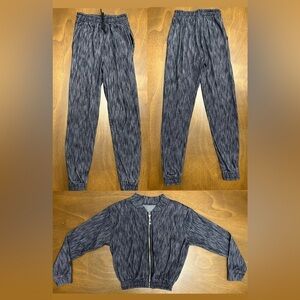 Women Dark Gray Hoodie and Jogger Set Size S (0346)